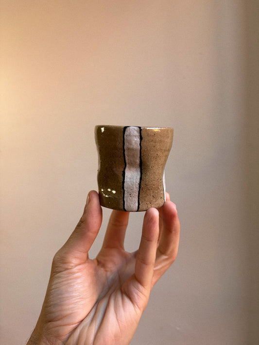 small cup/smuge holder