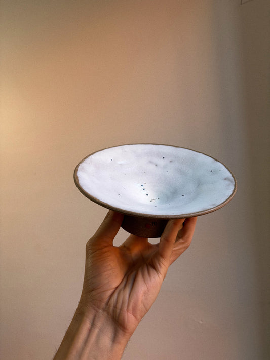 pedestal smuge holder