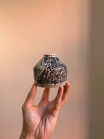 vase