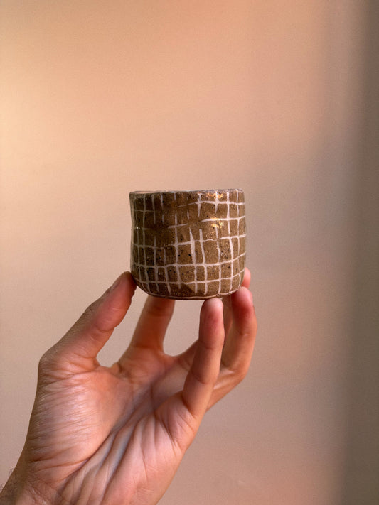 small cup/vessel