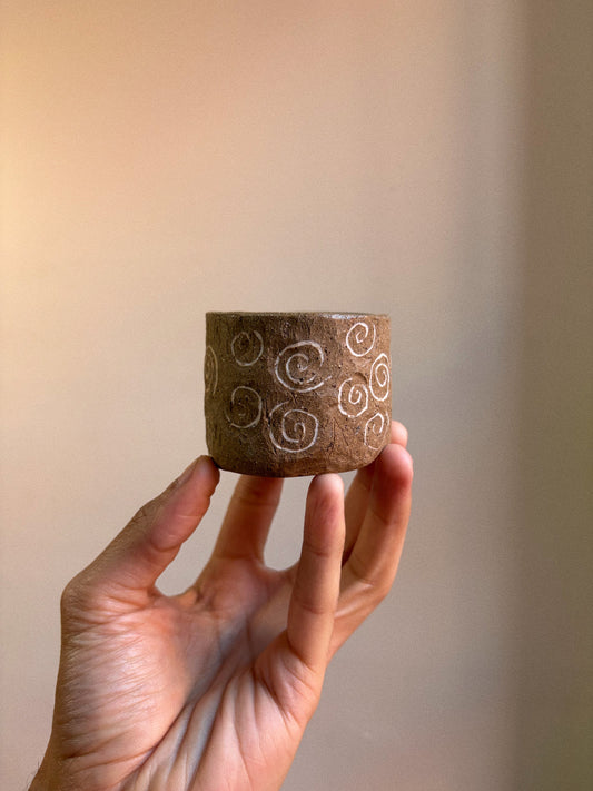 small cup/smuge holder