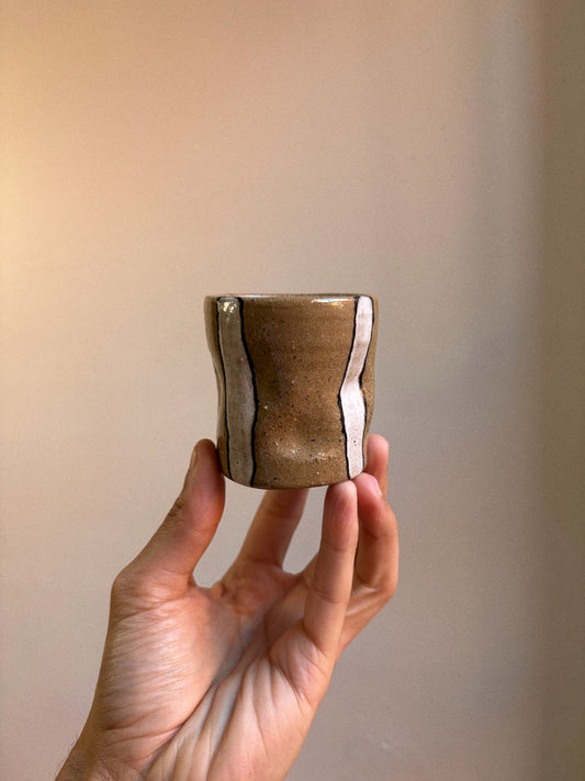 small cup/smuge holder